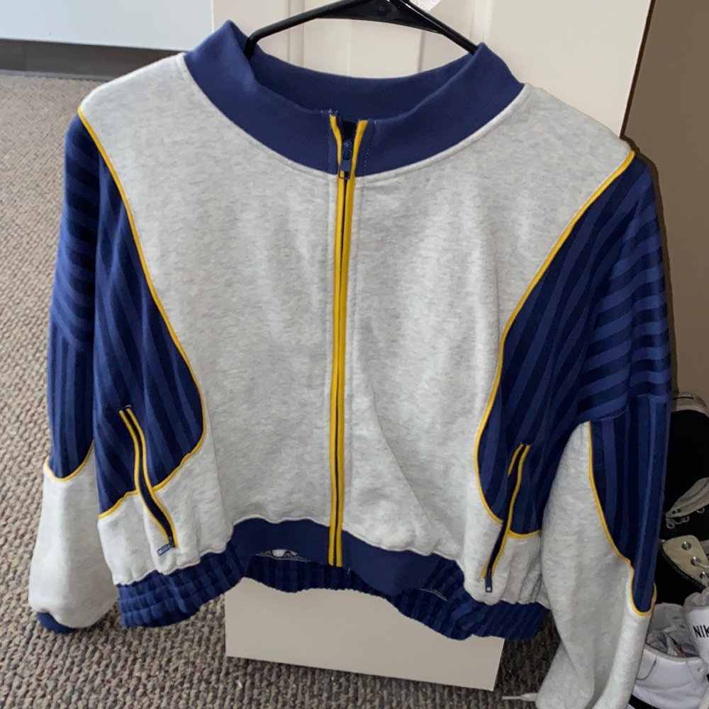 vintage cropped bomber jacket